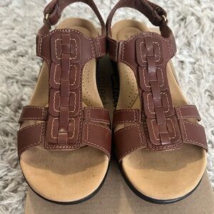 Clark’s Sandals - Comfort Ortholite Footbed ALMOST NEW!